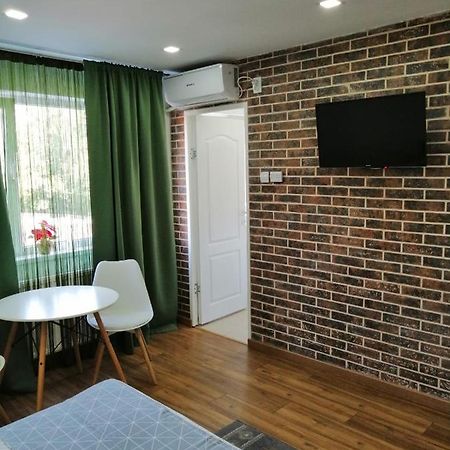 Studio Claudia-Self Check-In Braila Ngoại thất bức ảnh